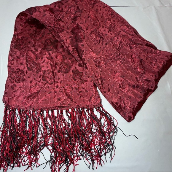 Vintage RED GLENTEX Paisley floral Print Long Scarf Rayon Black Red Long Fringe - Picture 7 of 13
